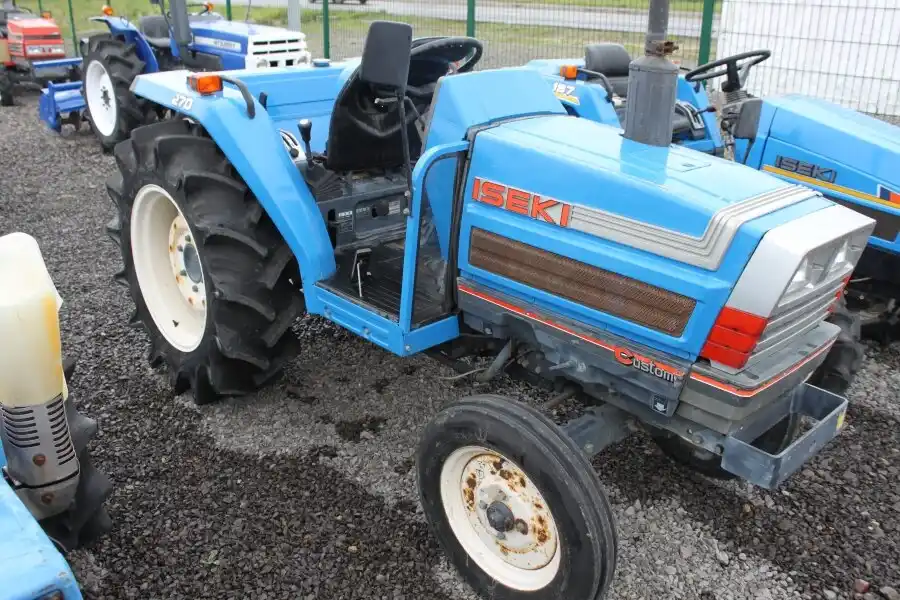 Iseki 270